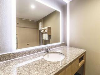 La Quinta by Wyndham Tulsa - Catoosa - 1