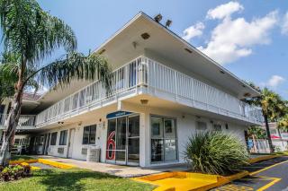 Motel 6-Jacksonville, FL - Orange Park - Jacksonville - 9