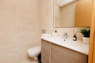 Central Charm: 1-Bed Apartment in Hay Riad - Rabat - 3