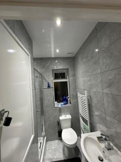 Smart Cosy/Small Double Room in Oakridge Road Bromley - Lewisham - 4