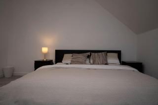 COZY Feel - Entire Home - 7