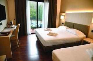 Yachting Hotel Mistral - Sirmione - 7