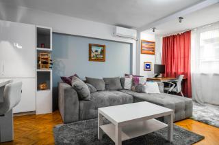 Bright & Central 1BD Flat - Dedicated Work Space by Flat Mаnager - 2