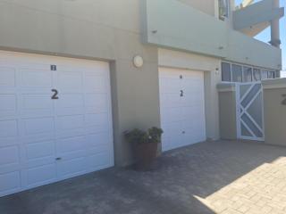 Swakop central apartment, private garden - 5
