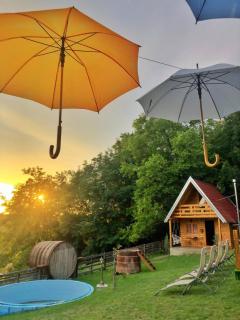 Taćina i Dokina kolibica - 0