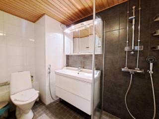 Kotimaailma Apartments - saunallinen & parvekkeellinen keskustakolmio- Satakunnankatu - 4