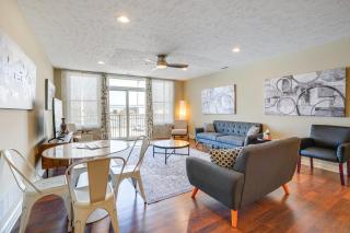 Downtown St Joseph Condo with Balcony and Harbor View - Saint Joseph - 4