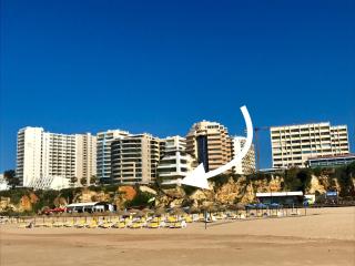 Lovely beachfront apartment with Aircon/WIFI - Portimão - 9