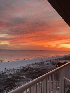 SMP 501 - 3Bd Bchfront - 2 Sets of Beach Service! - Fort Walton Beach - 0