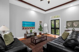 Sunny Summer Awaits - Renovated Townhome by Disney! - 2