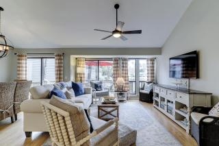 Lake Forest 3299 - 7