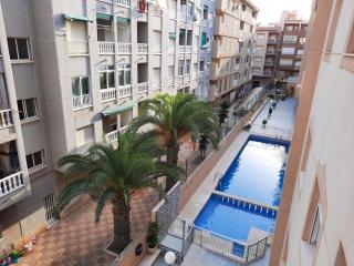 APARTAMENTO Playa NAUFRAGOS 150 METERS CENTRUM SWIMMING POOL PISCINA - Torrevieja - 9