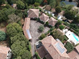 Gîtes de Neyrac, appartement Violette - piscine, rivière à 100 m, vue sur les collines - 9