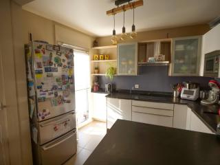 Chambre avec terrasse dans un duplex familial avec vue imprenable sur Paris - Issy-les-Moulineaux - 1