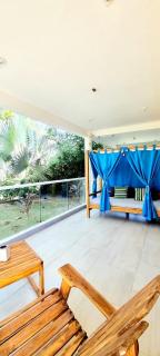 Blue Mango Beach Hotel - 7