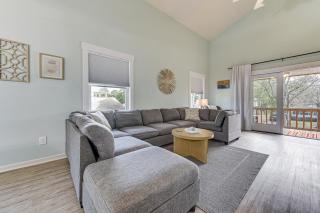Oak Island Home with Pool Walk to Long Beach! - Oak Island - 5