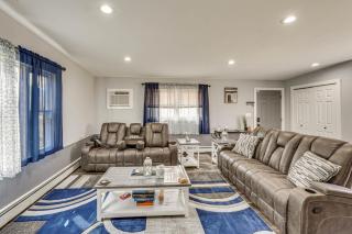 Waterfront Wallkill Duplex Home with Fire Pits! - Wallkill - 3