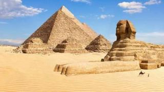pyramids A&A - Il Cairo - 0