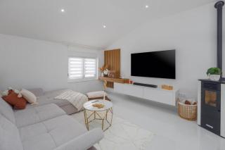 Evan Seaview - Funtana - 6