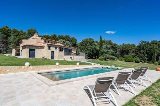 Villa avec tennis & piscine, 10min Aix-en-Provence - Villa Les Vignes - Puyricard - 0