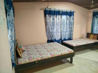 Parvathi Resort - Sasawane - 7