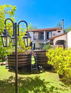 Fuxia House Hostel - Mendoza - 8