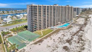 Beachfront Condo w/ View & Pool, Sleeps 8 - Orange Beach - 6