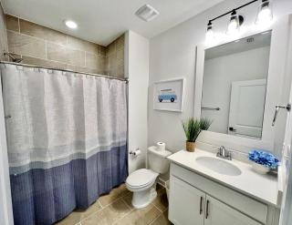 Beautiful 3br/25ba w/ Kayak access, Sleeps 10 - Orange Beach - 1