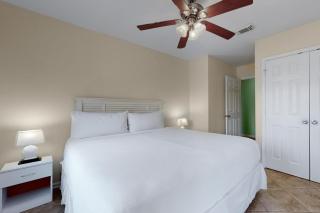 3b/2b w/ Pool & Tennis Court, Sleeps 6 - Gulf Shores - 6