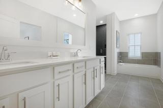 Hidden Gem! 3br/25ba Home/Pool/Near Beach/Slps 10 - Orange Beach - 6