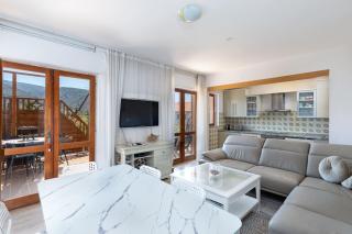 Villa Helena Apartments - Stari Grad - 6