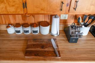 Hot Tub, Fire Pit and Fall Views, Near Polar Express - 1