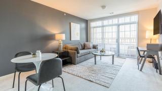 Landing - Modern Apartment with Amazing Amenities (ID4548X01) - 7