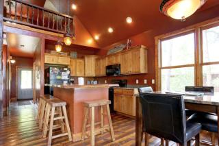 Mercantile Cabin - Lead - 3