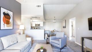 Landing Modern Apartment with Amazing Amenities (ID8352X36) - 9