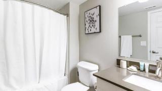 Landing Modern Apartment with Amazing Amenities (ID8352X36) - 4