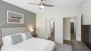 Landing - Modern Apartment with Amazing Amenities (ID8563X32) - 2