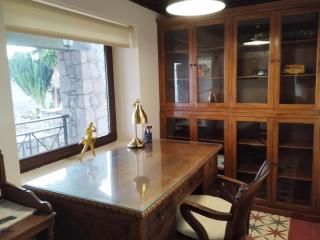 Luxury Colonial Country Villa - Moya - 1
