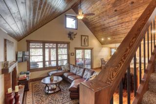 Stem Winder Lodge - 3