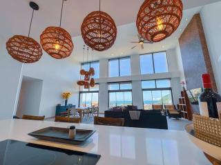 Spacious Ocean View Condo for Groups - Jacó - 2
