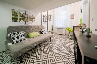 Secret Garden Apartment - Free Parking - Budapest - 1