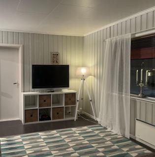 Spacious apartment, 15 min walk to city center - Tromsø - 9