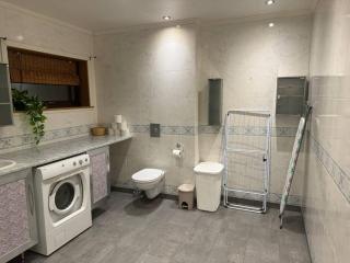 Spacious apartment, 15 min walk to city center - Tromsø - 3