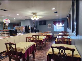 Super 8 by Wyndham White Hall - 7