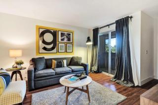 Fresh & Humble Condo for Two - A Ryson Property - Palm Springs - 0