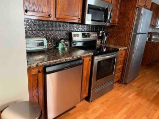 Full Access to our Farm & Petting ZOO + Hot Tub! - Sugar Grove - 8