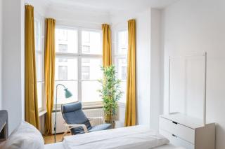Apartment at Rosenthaler Platz - Berlin - 1