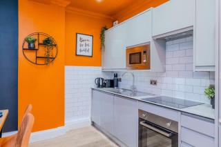 Glamours Two Bedroom flat I Sleep 6 Guests I Walking distance to Brighton Beach - Brighton & Hove - 9