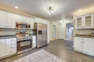 Spacious Eagle Lake Home with Fireplace and Deck - - 1