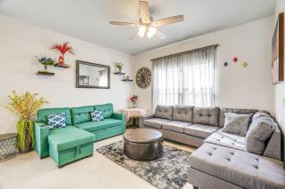 Sunny Peoria Home with Private Pool and Gas Grill! - Peoria - 8